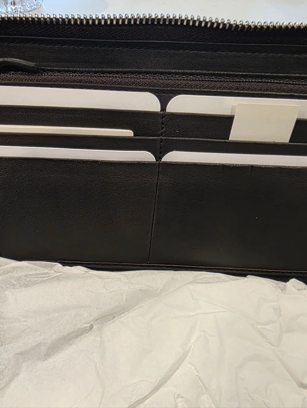 Gucci Microguccissima Large Zip Around Organizer Wallet in Black - Picture 5 of 12